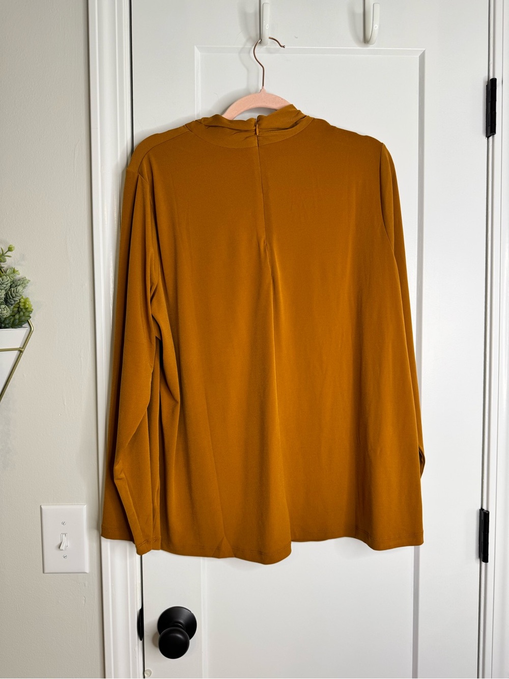 Susan Graver Caramel Twist Front Top - Picture 6 of 7